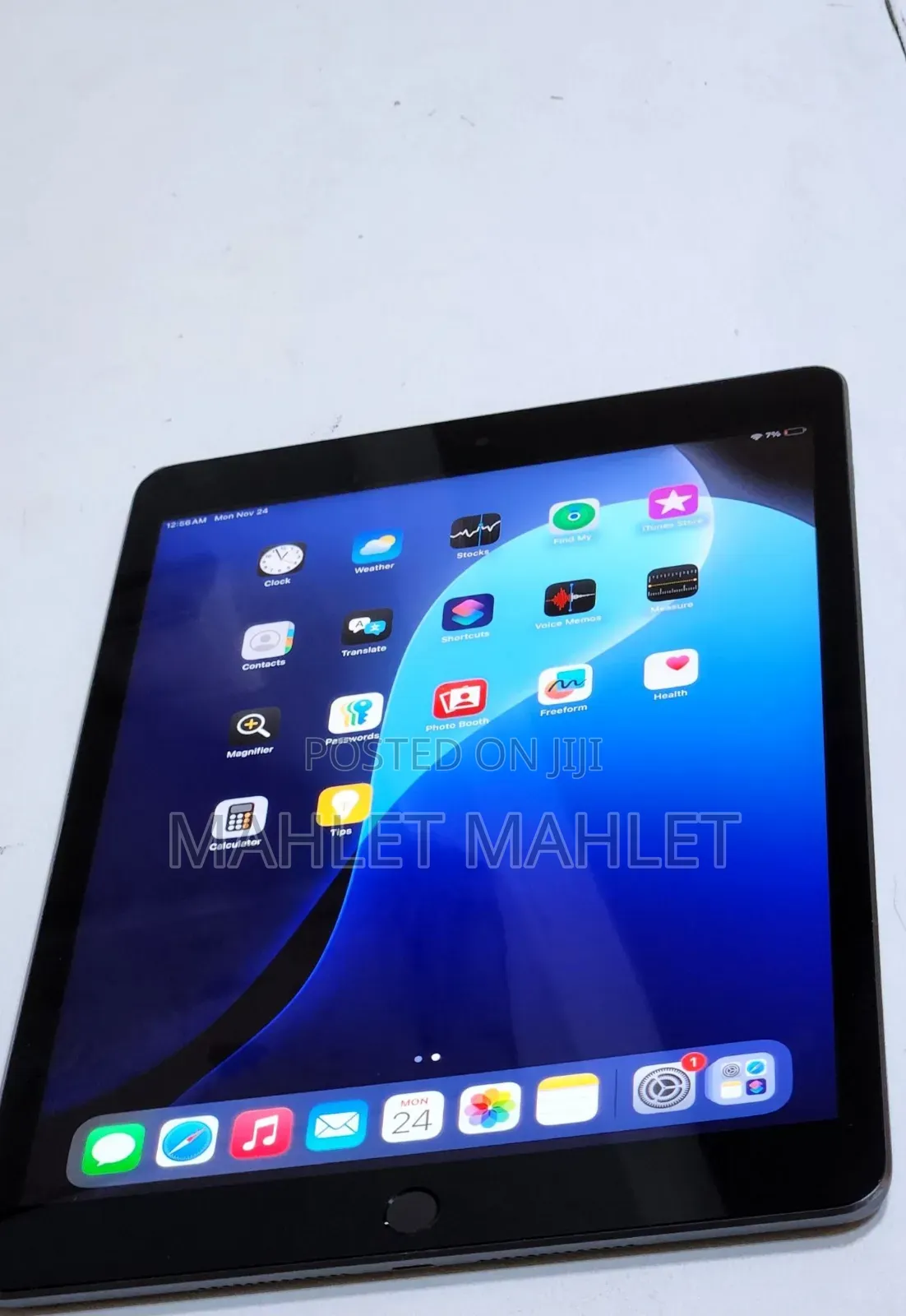 New Apple iPad 9.7 64 GB