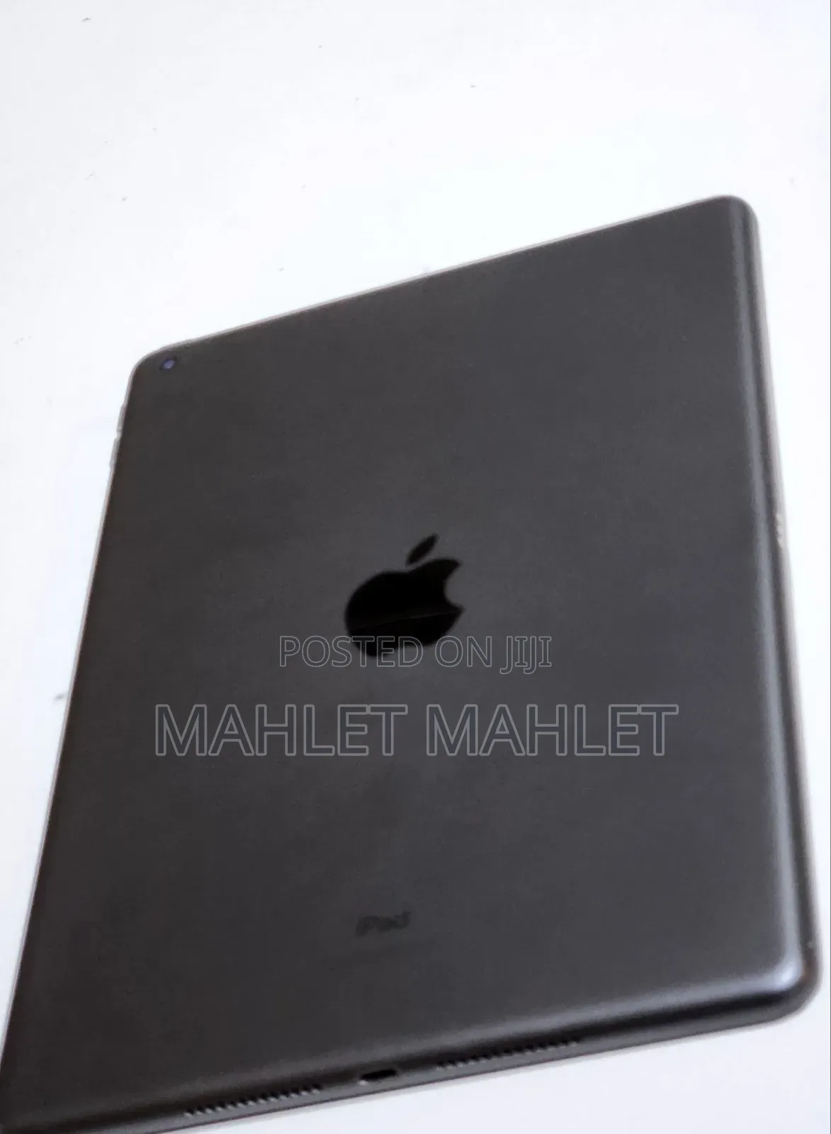 New Apple iPad 9.7 64 GB