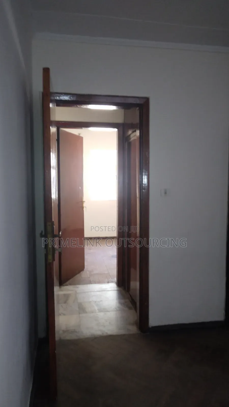 3bdrm House in Own, Bole for rent