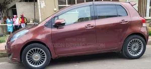 Toyota Yaris 2010 Blue