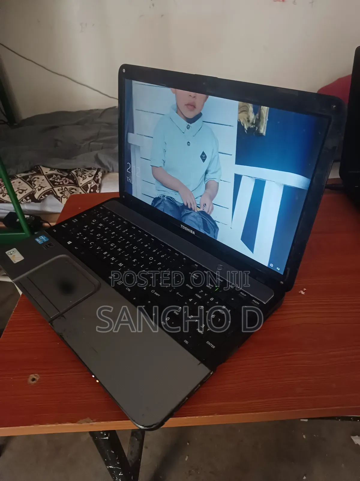 Laptop Toshiba Satellite C850 4GB Intel Core I3 SSD 256GB