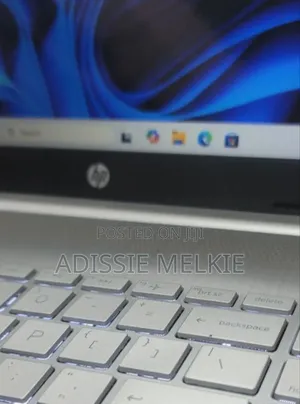 New Laptop HP Pavilion 15 8GB Intel Core I5 SSD 256GB