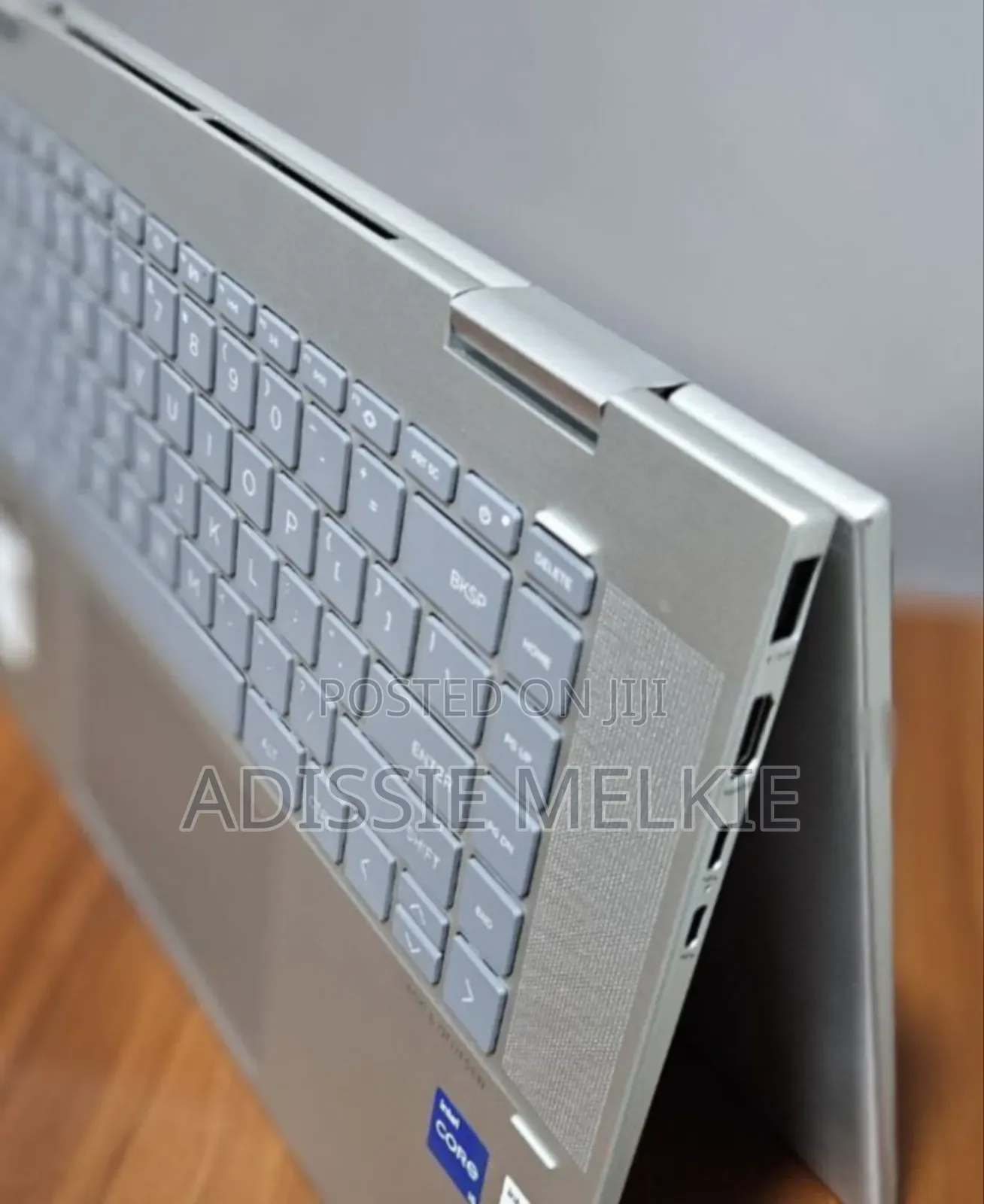 New Laptop HP Envy X360 8GB Intel Core I5 SSD 512GB