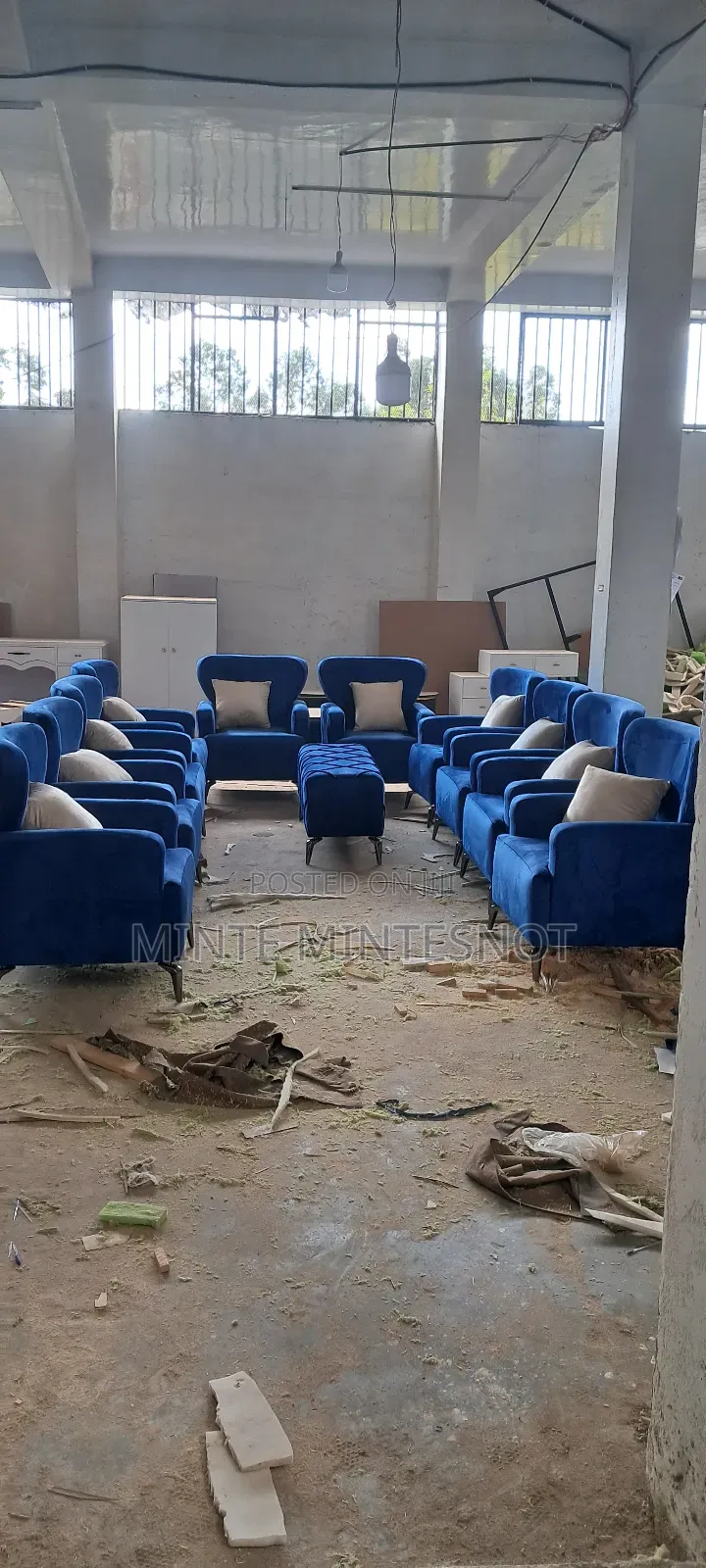 King Sofa በተመጣጣኝ ዋጋ