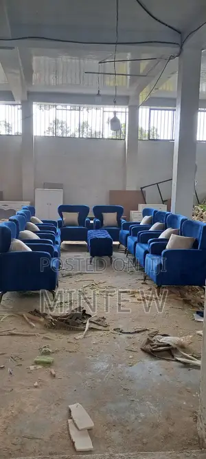 King Sofa በተመጣጣኝ ዋጋ