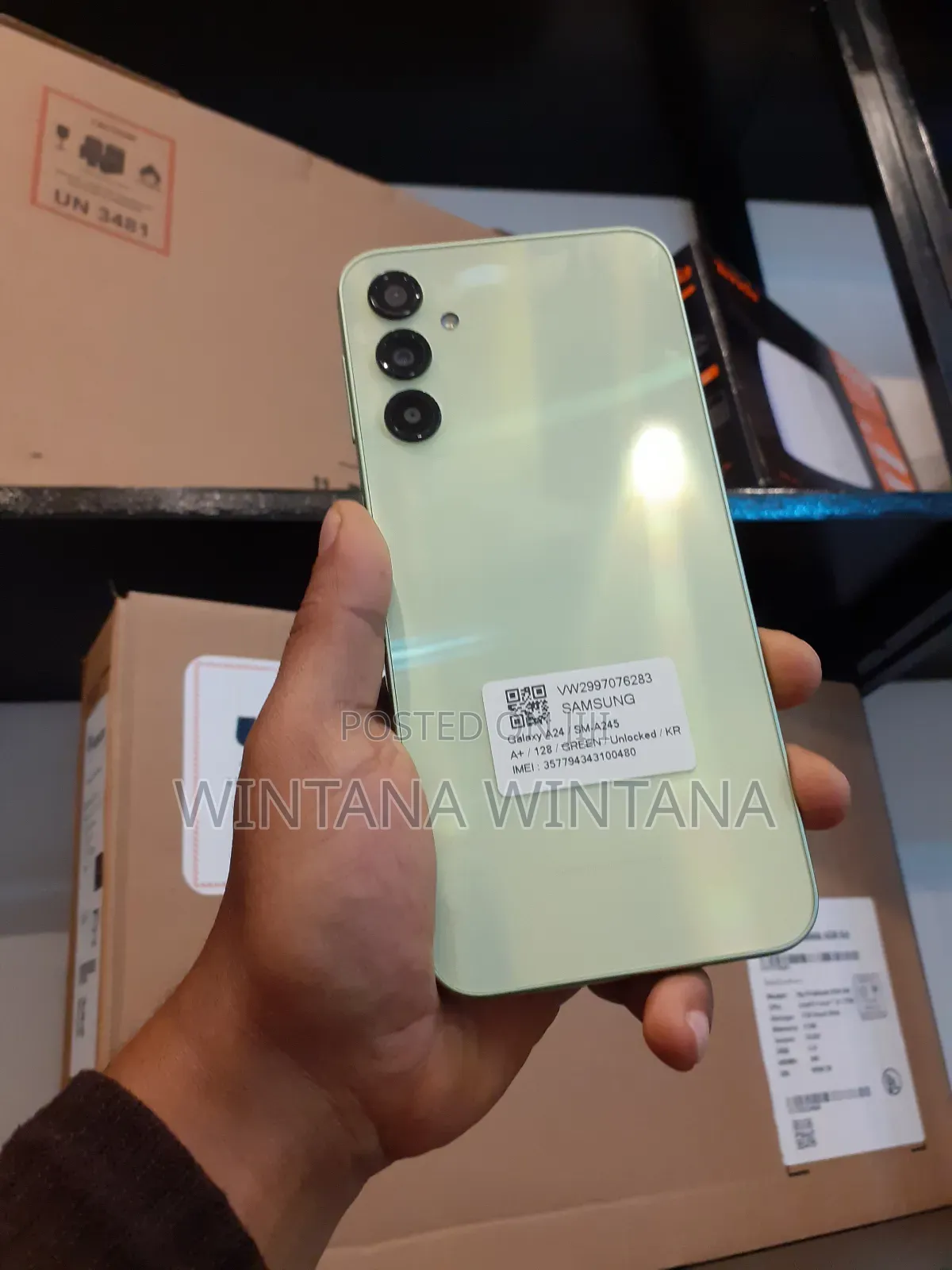 New Samsung Galaxy A24 128 GB Yellow