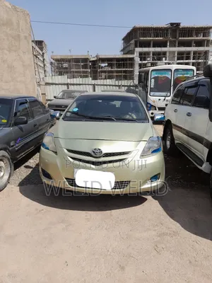 Photo - Toyota Yaris Sedan 2007