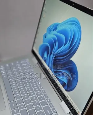 New Laptop Dell Latitude 14 8GB Intel Core i5 SSD 256GB