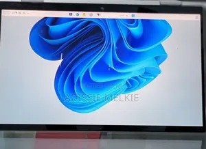 New Laptop HP Envy X360 8GB Intel Core I5 SSD 512GB