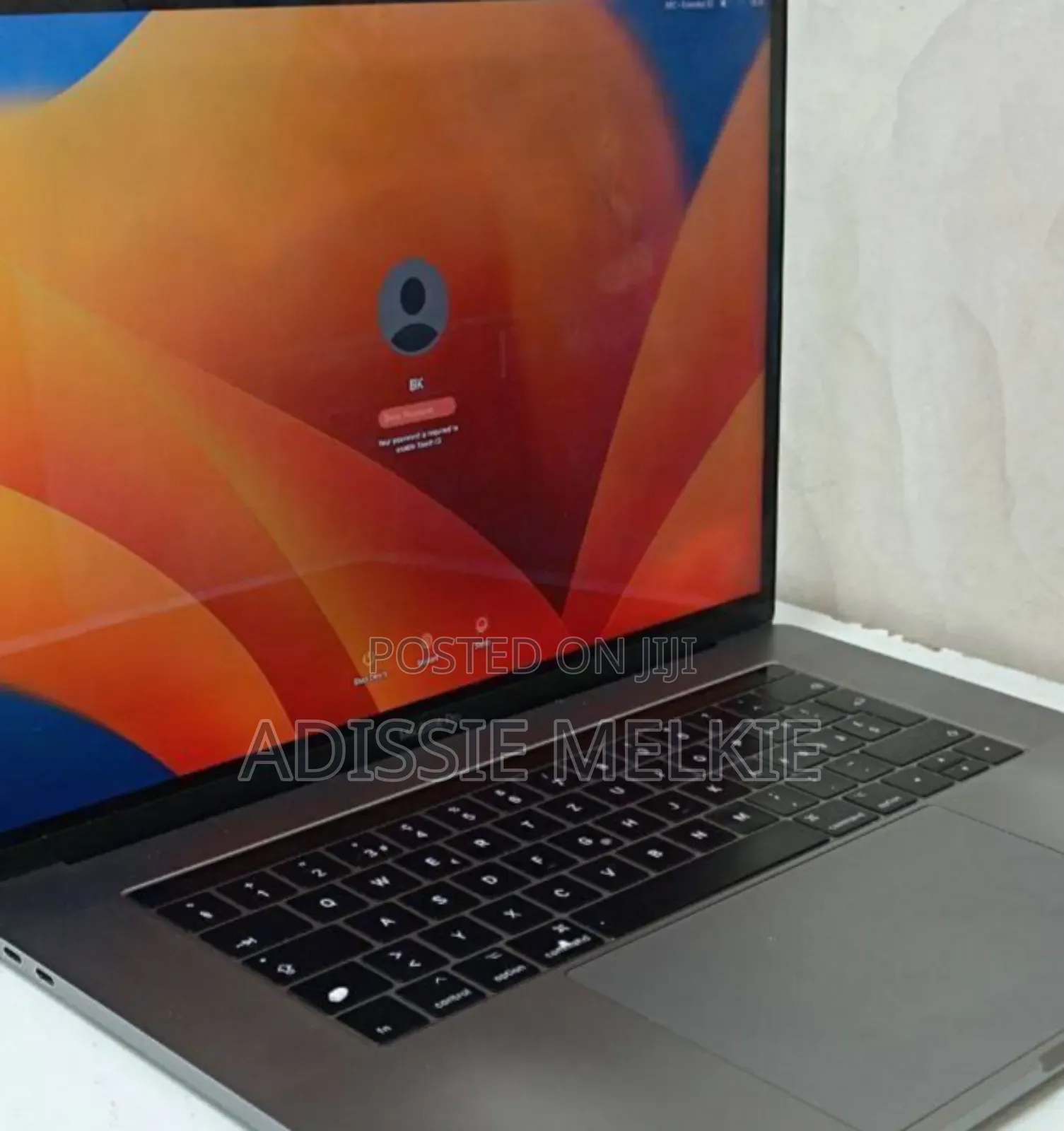 New Laptop Apple MacBook Pro 2017 16GB Intel Core I7 SSD 512GB