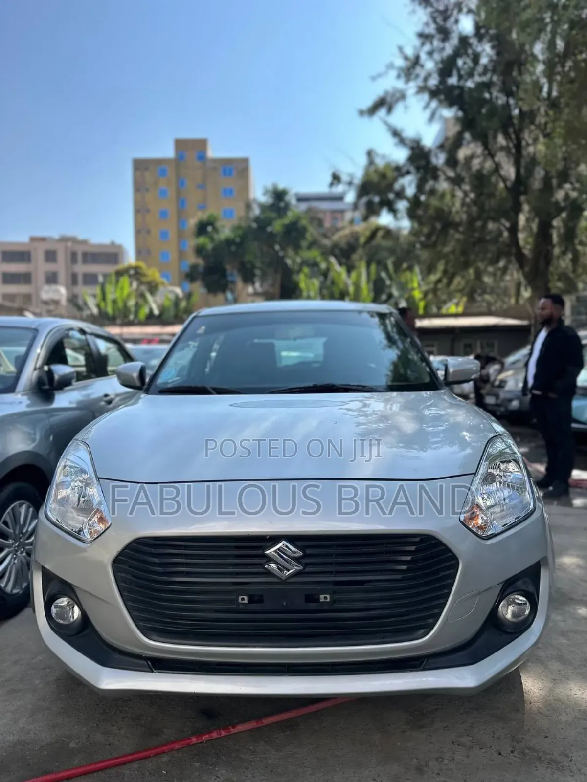 Suzuki Swift 2022 Silver