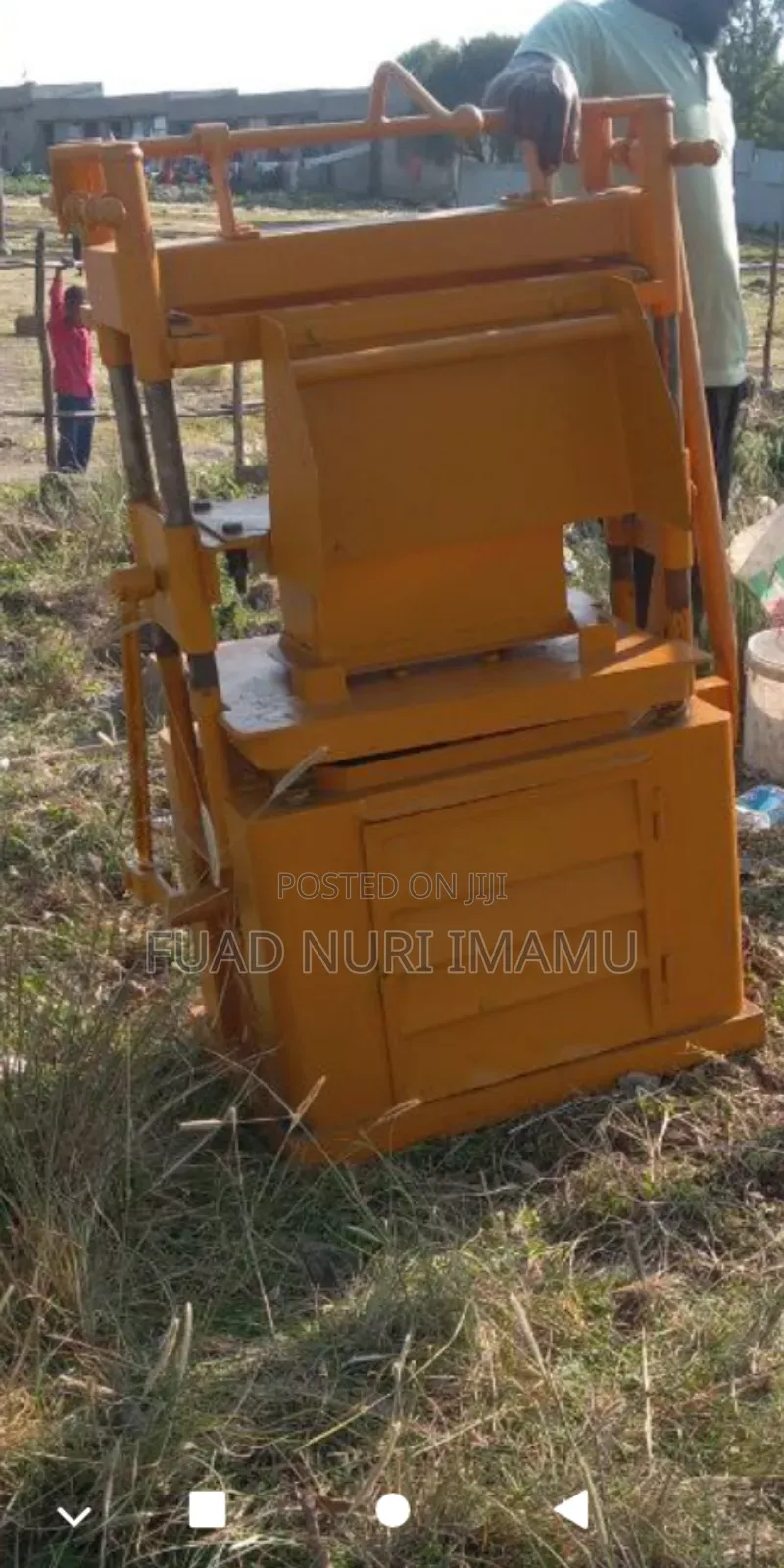 የቦሎኬት ማምረቻ ማሽን ከ3 ሞልድ ጋር