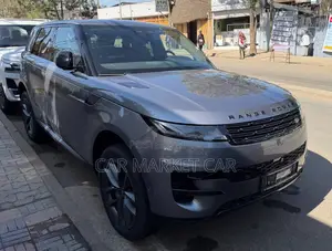 Photo - New Land Rover Range Rover Sport SE 2024 Gray