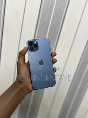 Photo - Apple iPhone 12 Pro Max 256 GB Blue