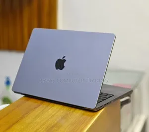 New Laptop Apple MacBook Pro M1 16GB SSD 512GB