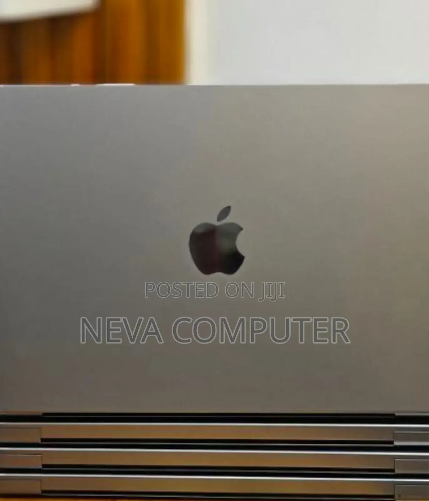 New Laptop Apple MacBook Pro M1 32GB Apple M1 Pro SSD 512GB