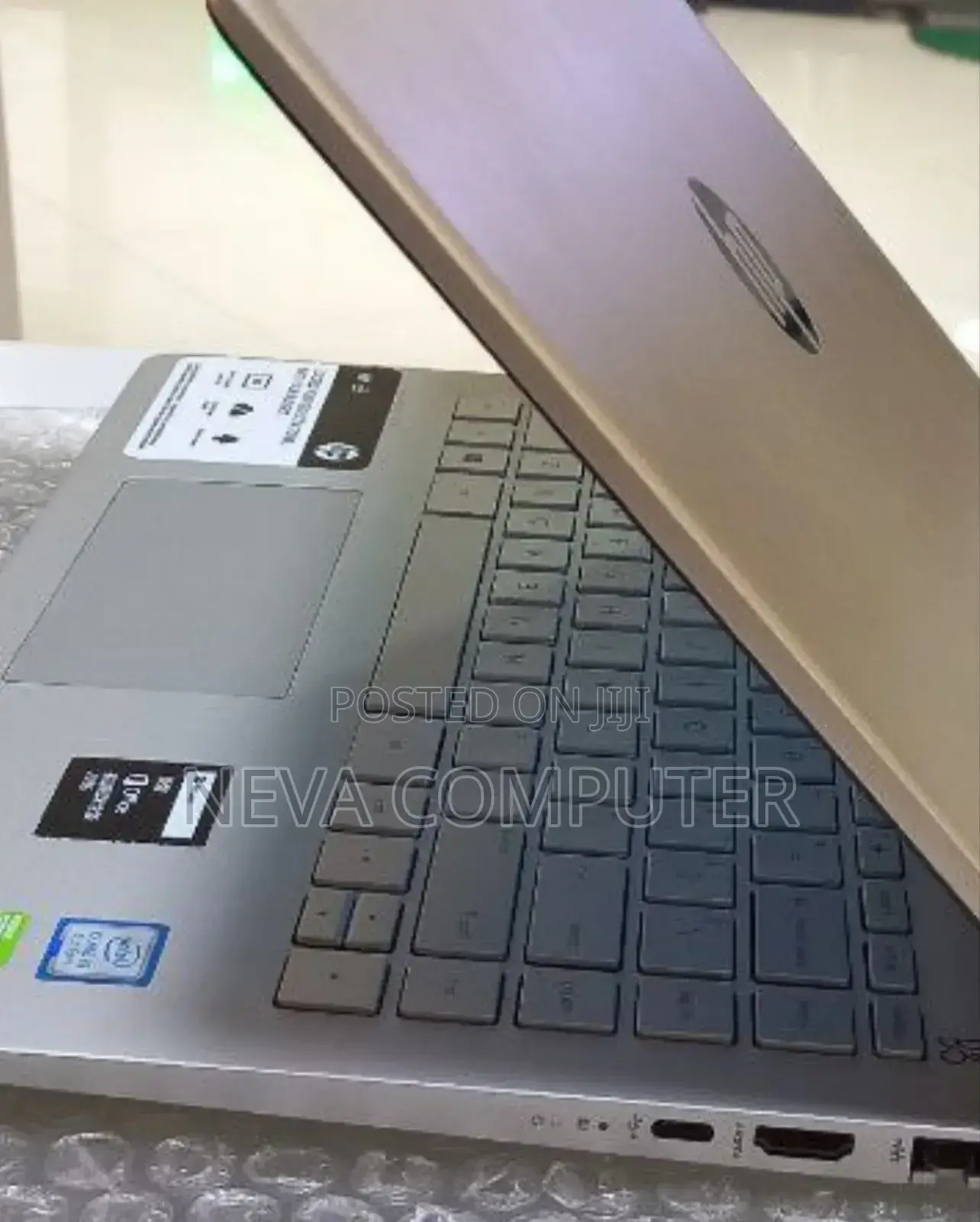 New Laptop HP Pavilion 15 8GB Intel Core I5 SSD 256GB