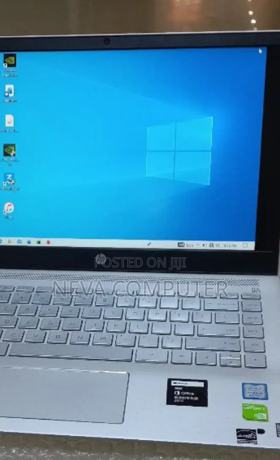 New Laptop HP Pavilion 15 8GB Intel Core I5 SSD 256GB