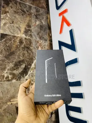 Photo - New Samsung Galaxy S25 Ultra 256 GB Blue