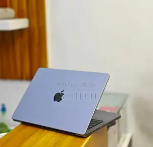 New Laptop Apple MacBook Pro M1 16GB Apple M1 Pro SSD 512GB