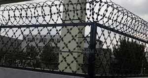 Photo - የxx አጥር እና የአደገኛ አጥሮች በተመጣጣኝ ዋጋ እንሰራለን በተመጣጣኝ ዋጋ ከዋስትና ጋር ለመኖሪያ ቤቶች