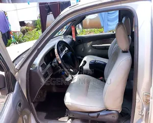 Photo - Ford Ranger 2005 White