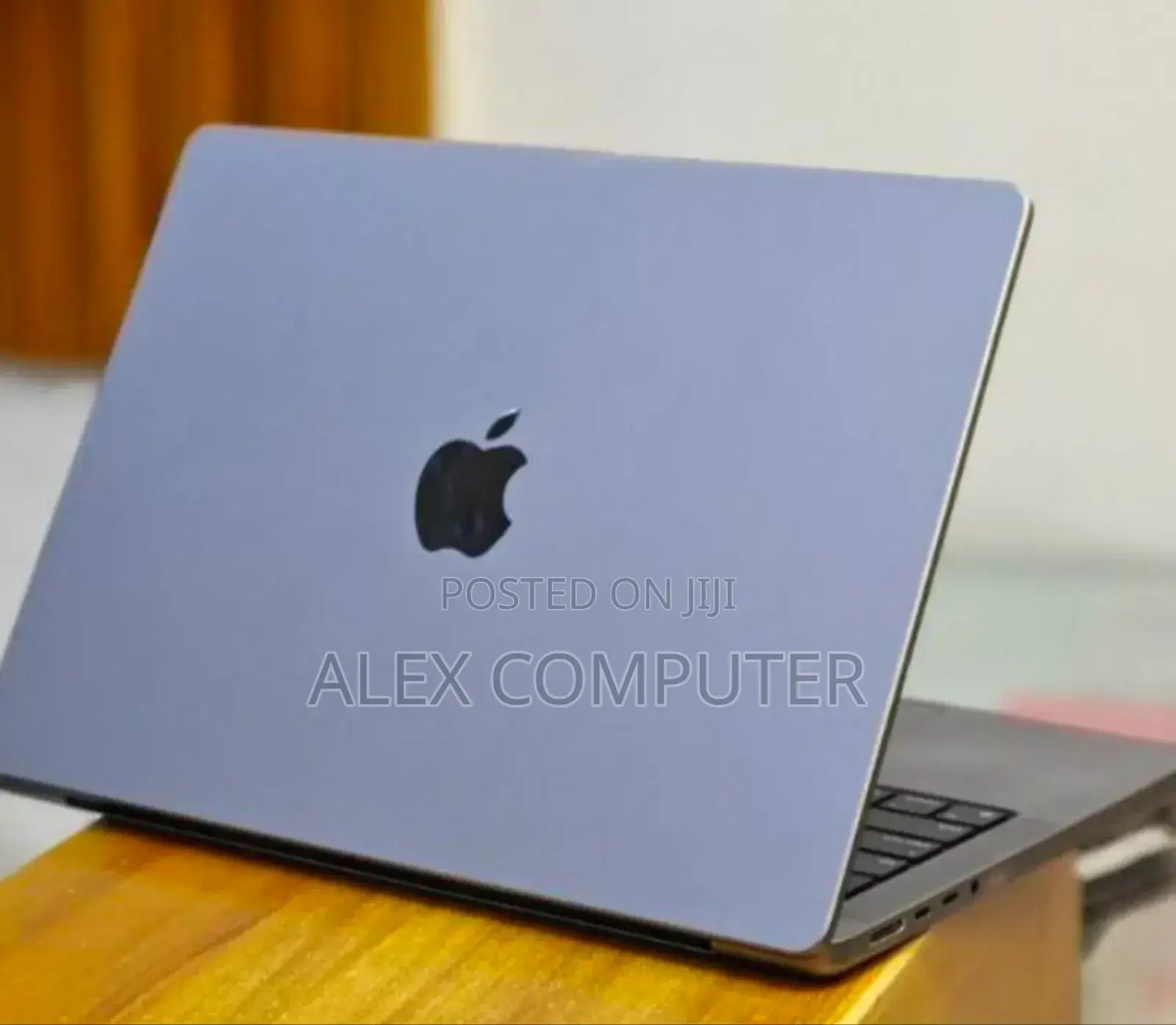 New Laptop Apple MacBook Pro M1 16GB Apple M1 Pro SSD 512GB