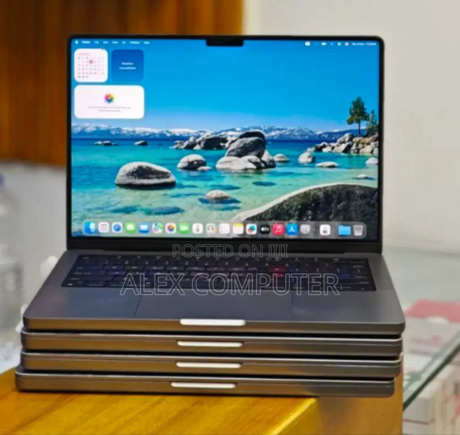 New Laptop Apple MacBook Pro M1 16GB Apple M1 Pro SSD 512GB