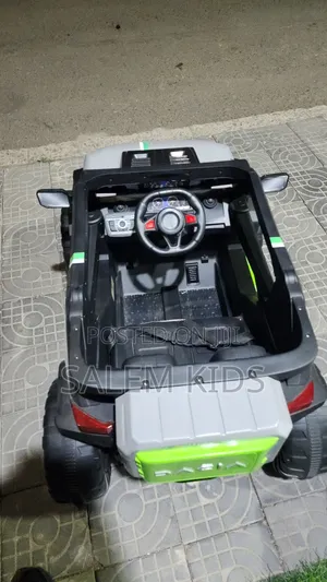 የህፃናት ኤሌክትሪክ መኪና