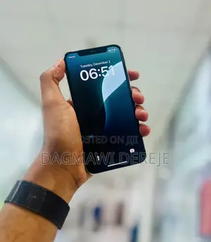 New Apple iPhone XS 64 GB White