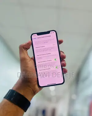 New Apple iPhone XS 64 GB White