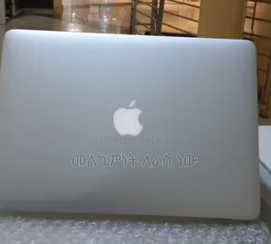 New Laptop Apple MacBook Pro 2017 8GB Intel Core I5 SSD 128GB