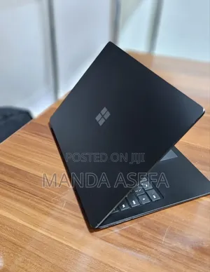 New Laptop Microsoft Surface Laptop 5 16GB Intel Core I7 SSD 256GB