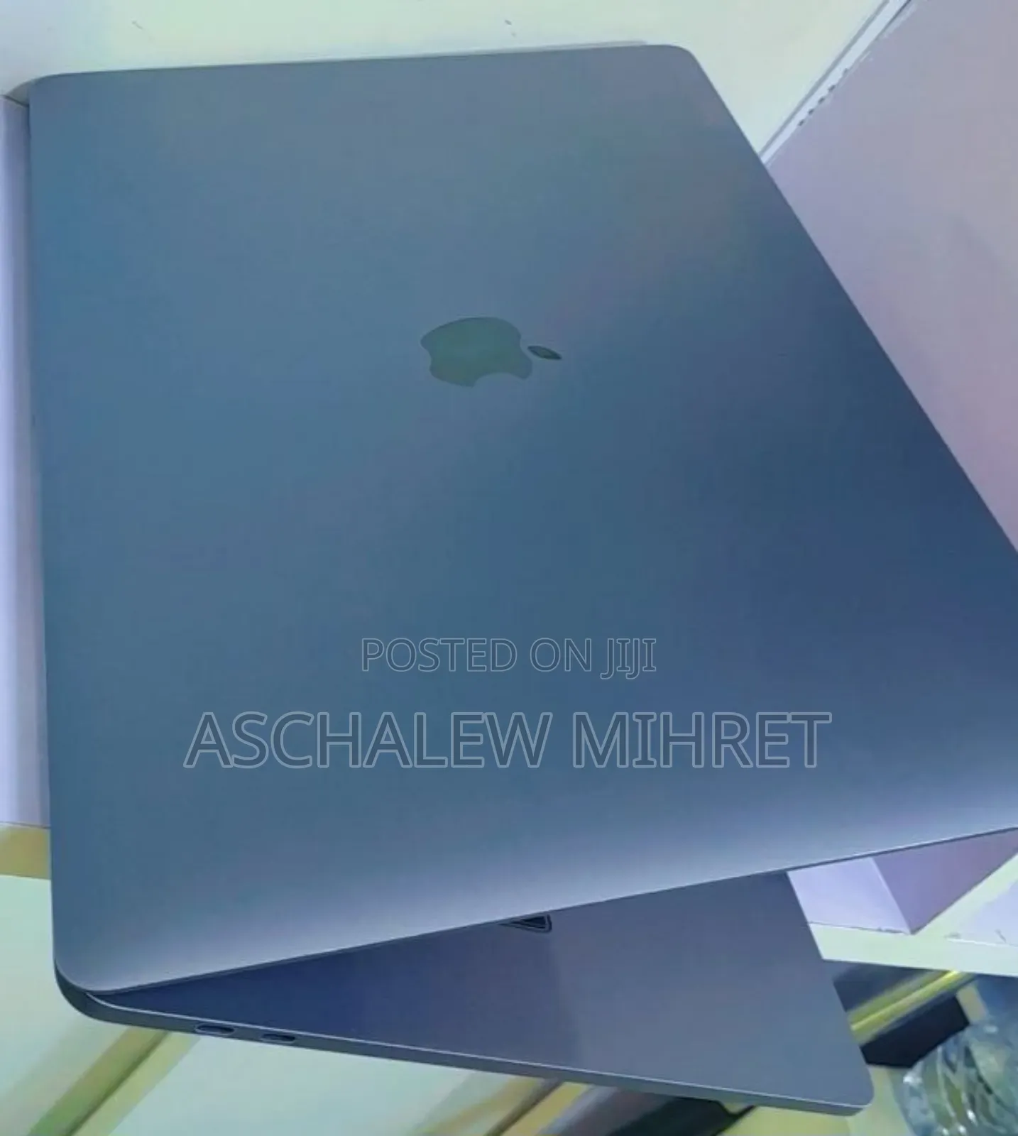 New Laptop Apple MacBook Pro 2017 16GB Intel Core I7 SSD 512GB