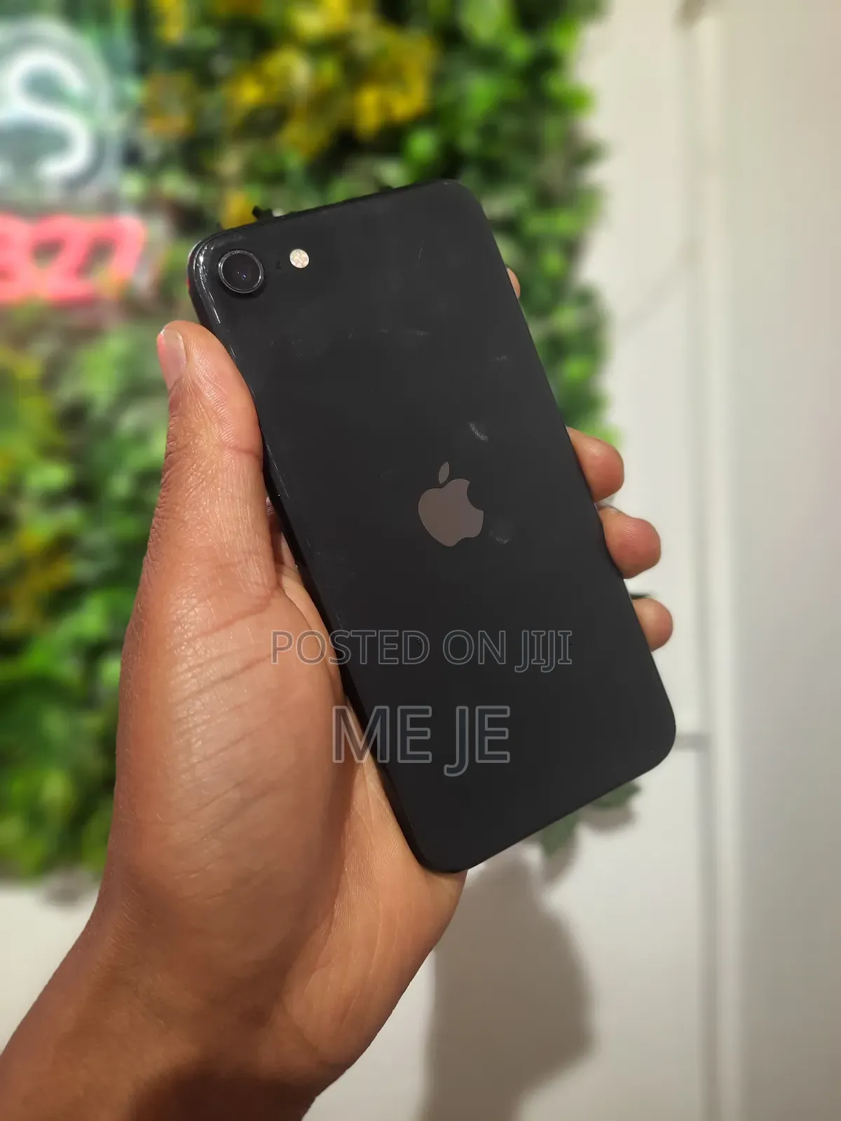 Apple iPhone SE (2020) 64 GB