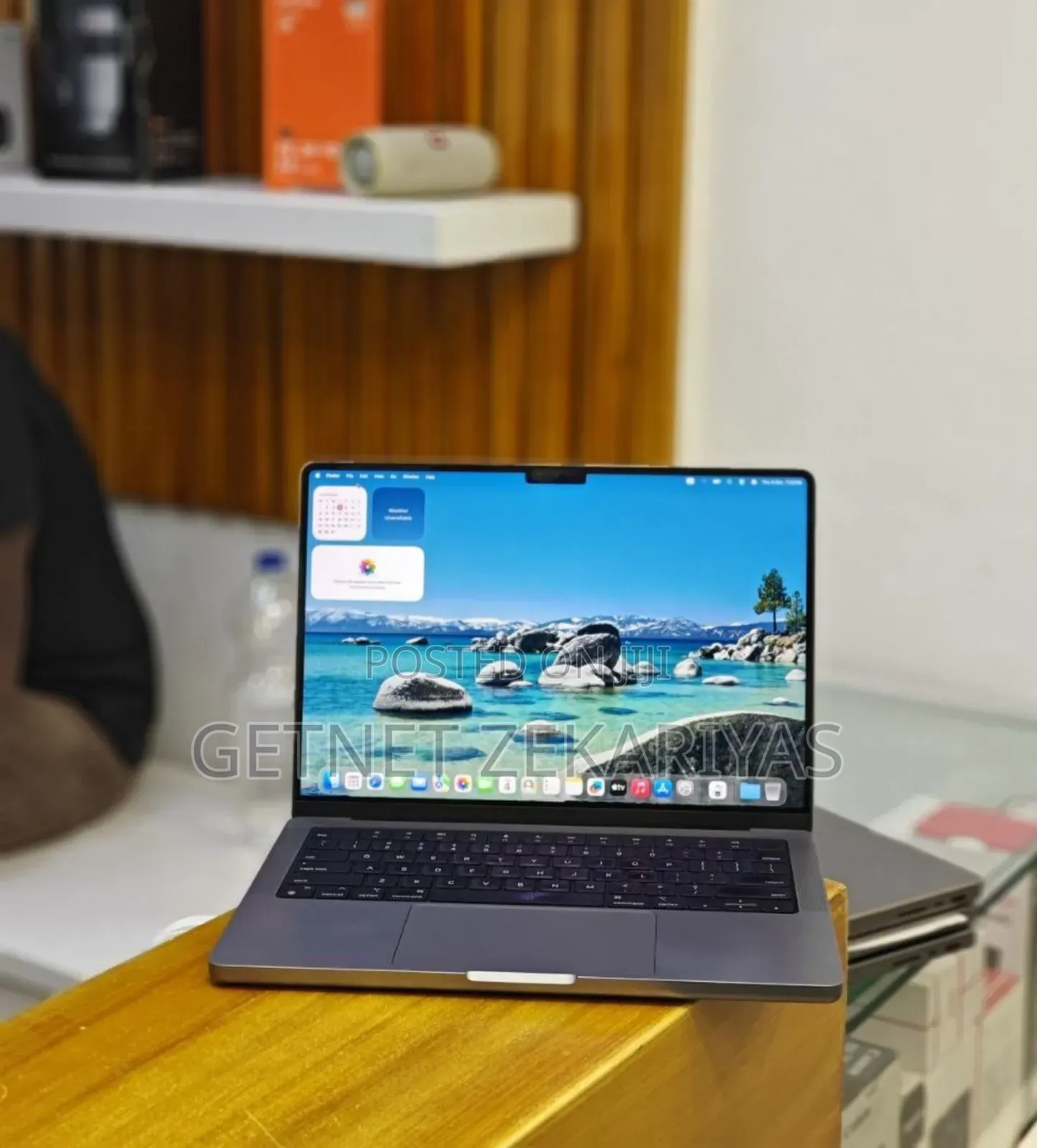 New Laptop Apple MacBook Pro M1 32GB Apple M1 Pro SSD 512GB