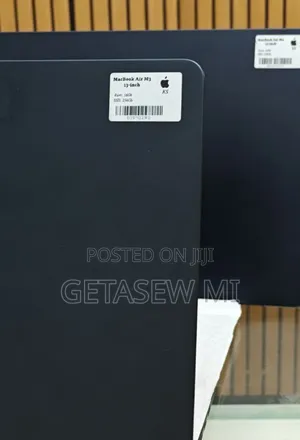 New Laptop Apple MacBook Air 2024 M3 13-Inch 8GB Apple M3 SSD 256GB