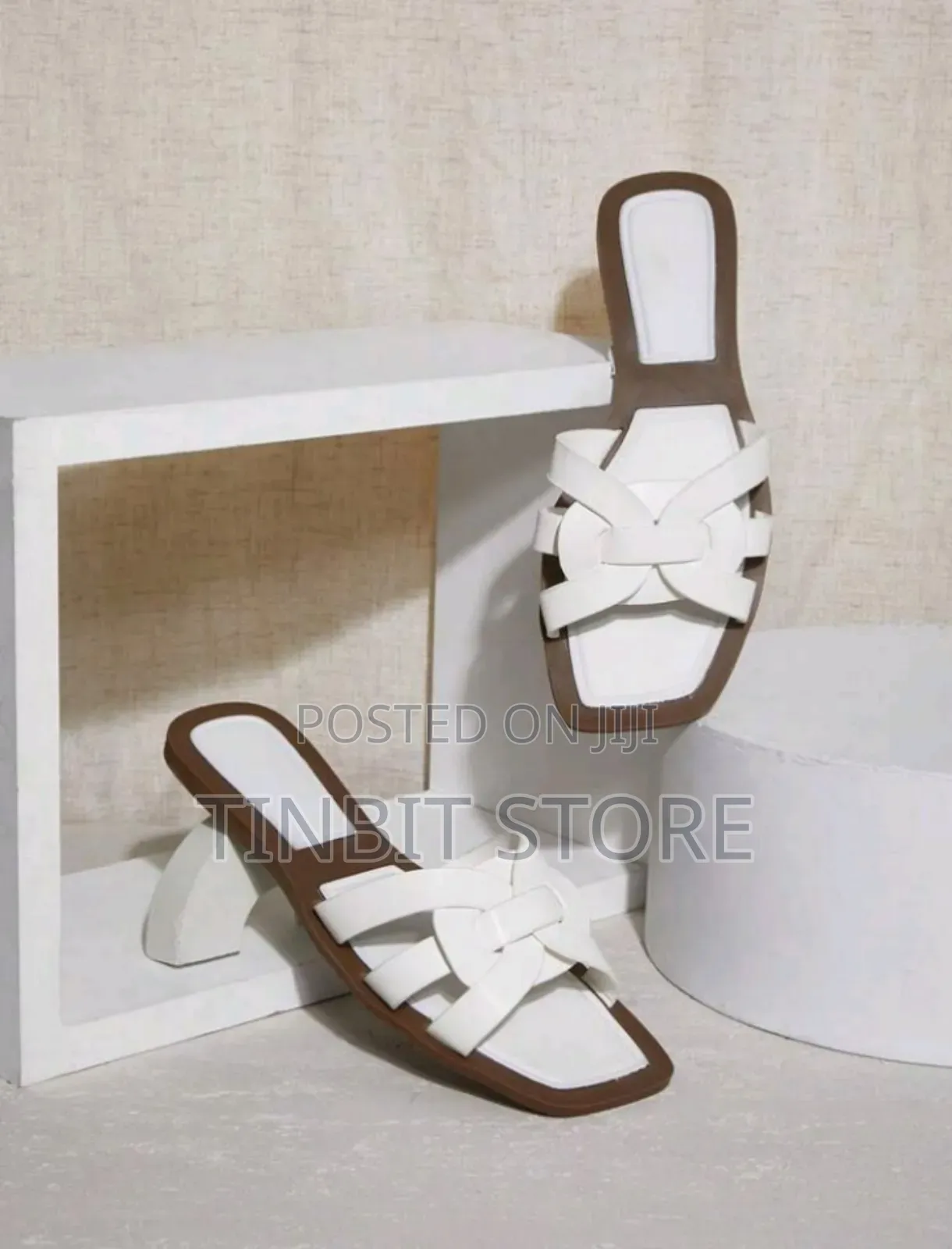 Shoesavailable Pre Order
Size 36-41