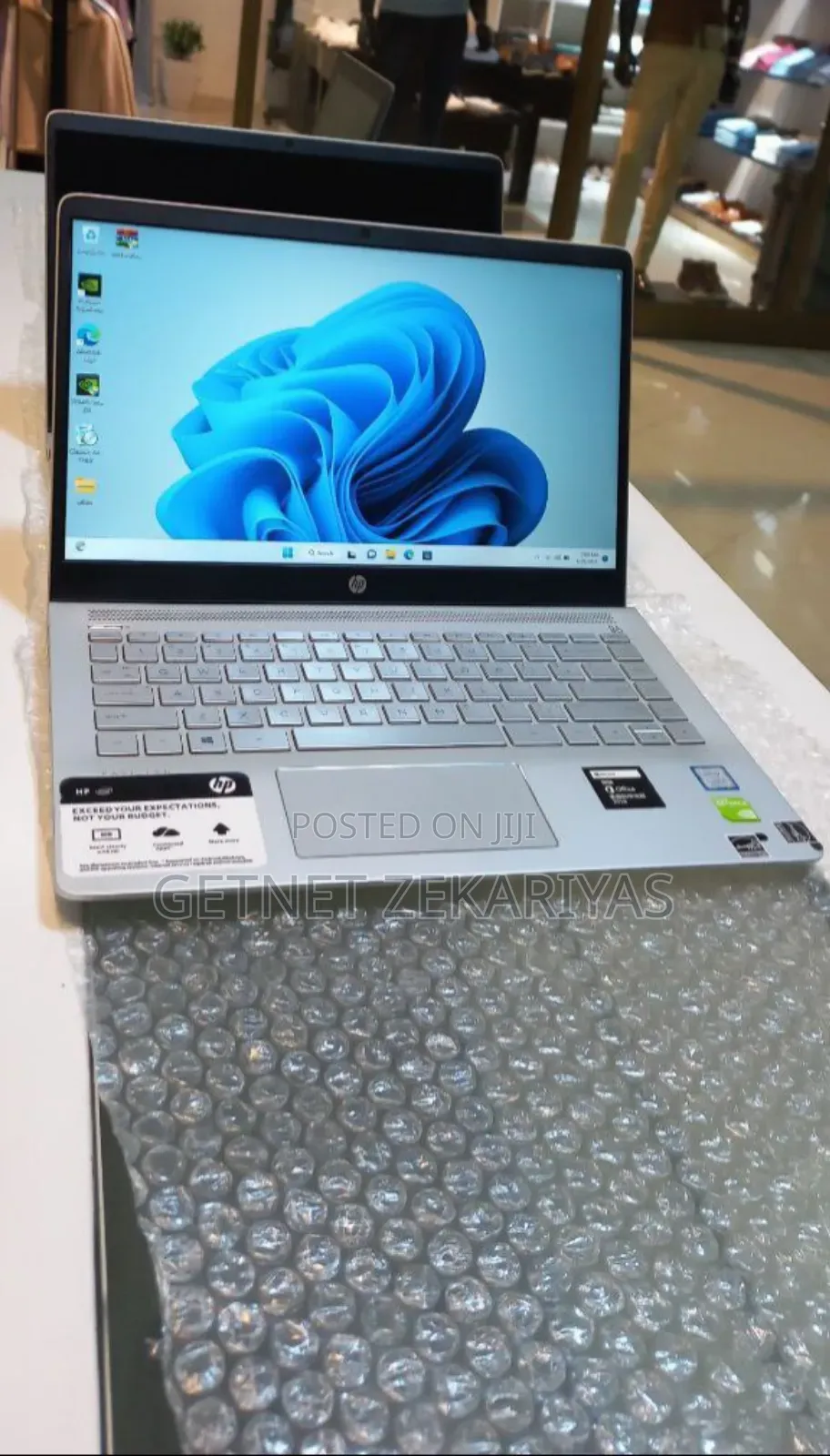 New Laptop HP Pavilion 14 8GB Intel Core I5 SSD 256GB