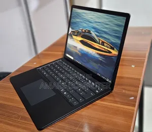 New Laptop Microsoft Surface Laptop 5 16GB Intel Core I7 SSD 256GB