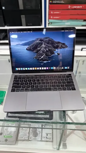 Photo - New Laptop Apple MacBook Pro 2018 8GB Intel Core I5 SSD 256GB