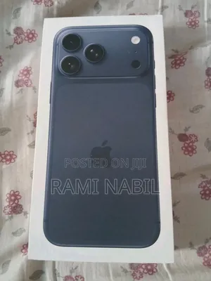 Photo - New Apple iPhone 17 Pro Max 256 GB Orange