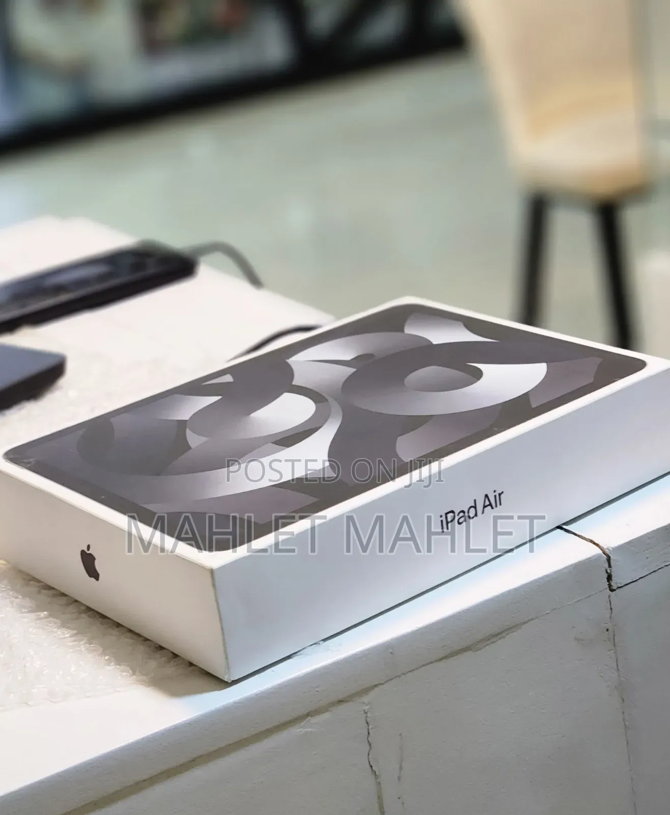 New Apple iPad Air 64 GB