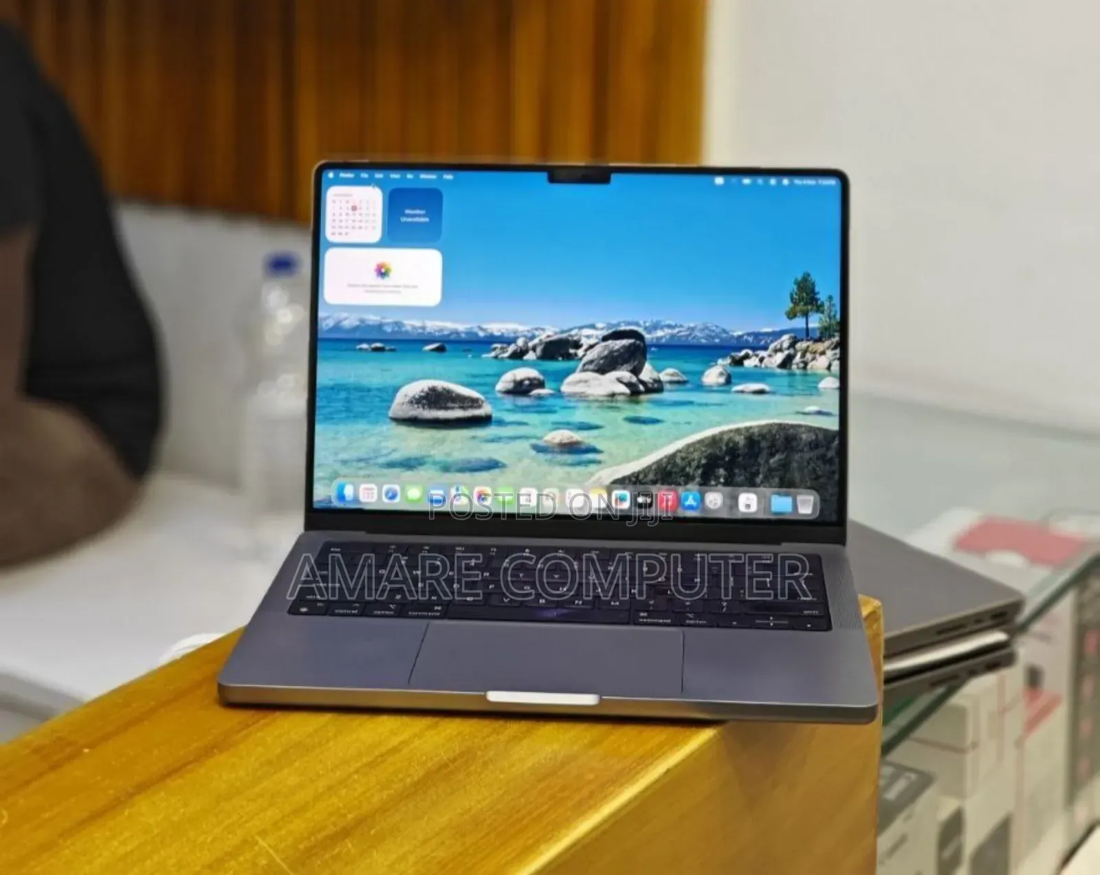 New Laptop Apple MacBook Pro M1 32GB Apple M1 Pro SSD 512GB