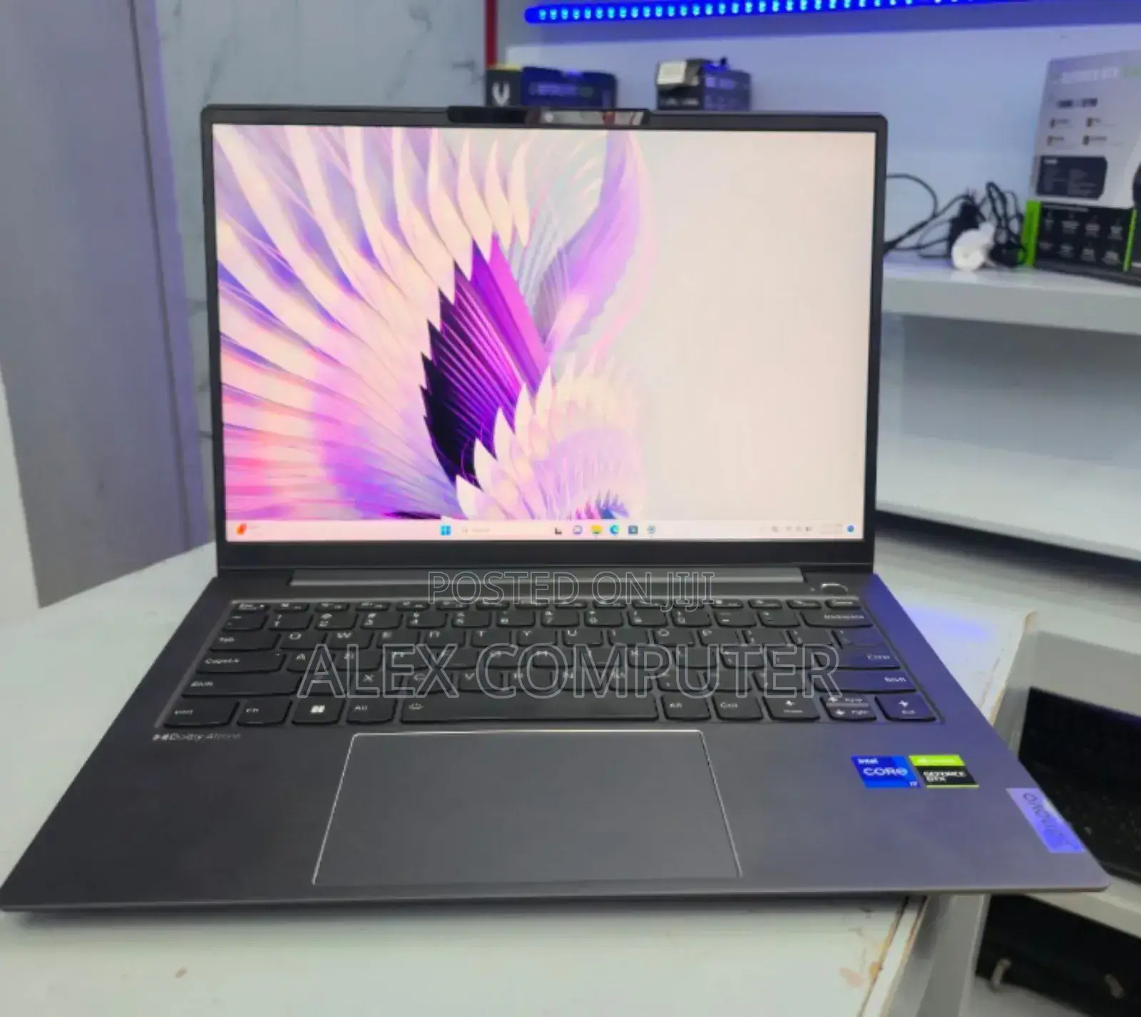 New Laptop Lenovo 16GB Intel Core I7 SSD 512GB