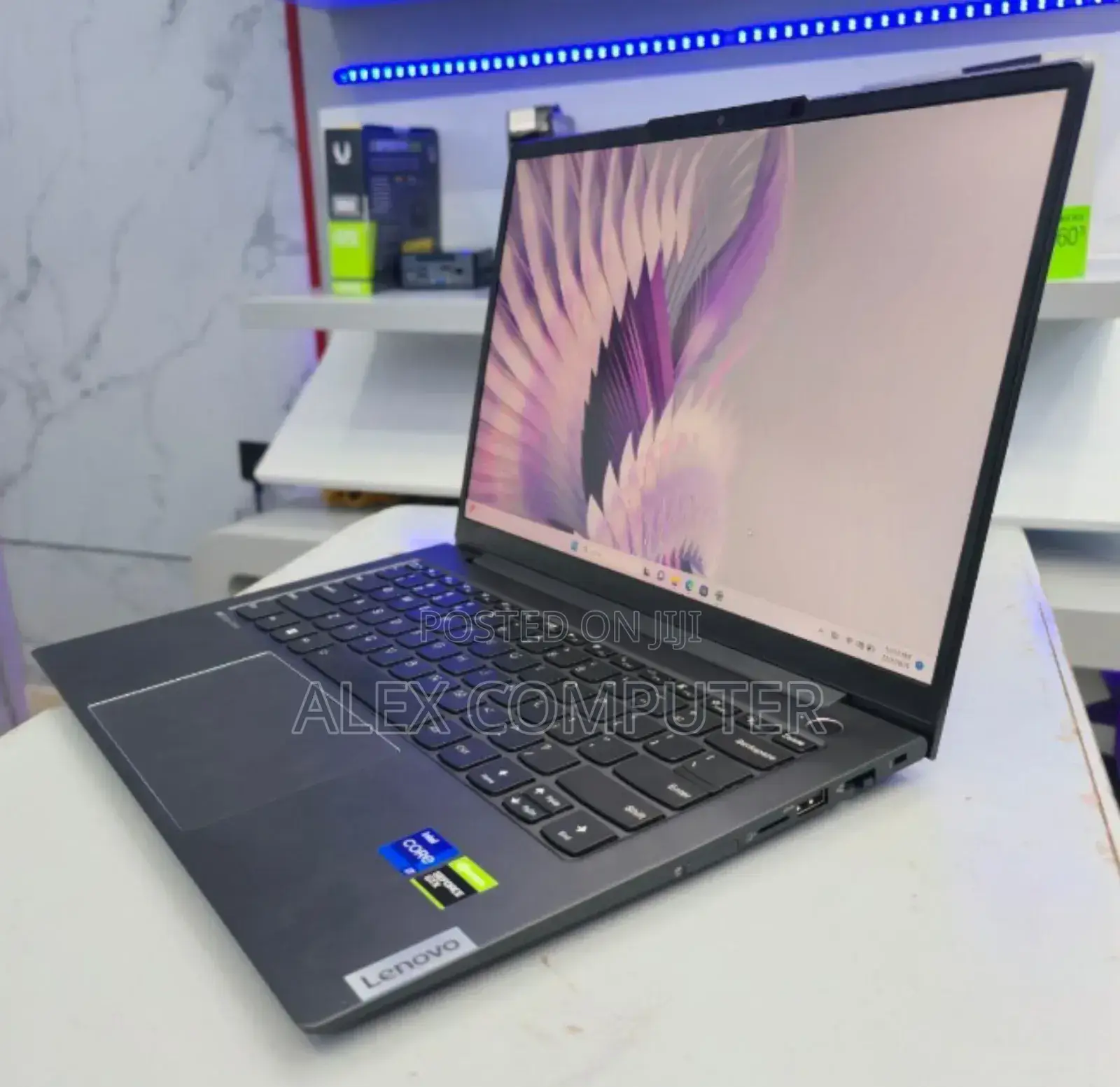 New Laptop Lenovo 16GB Intel Core I7 SSD 512GB