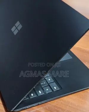 New Laptop Microsoft Surface Laptop 5 8GB Intel Core I7 SSD 256GB