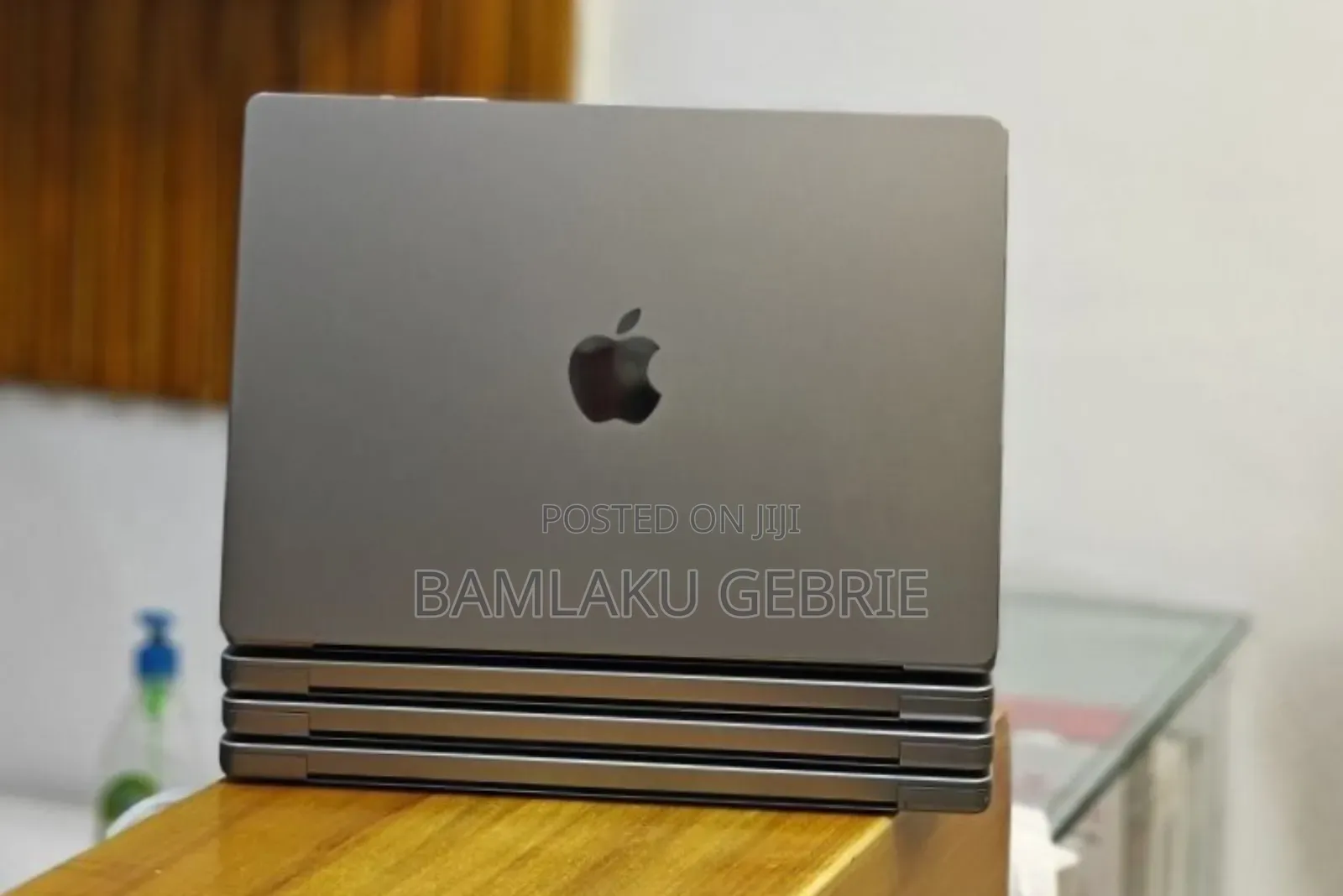 New Laptop Apple MacBook Pro M1 32GB Apple M1 Pro SSD 512GB