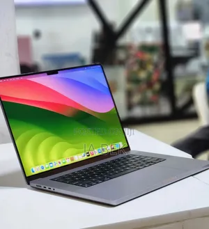 New Laptop Apple MacBook Pro M1 32GB Apple M1 Pro SSD 512GB