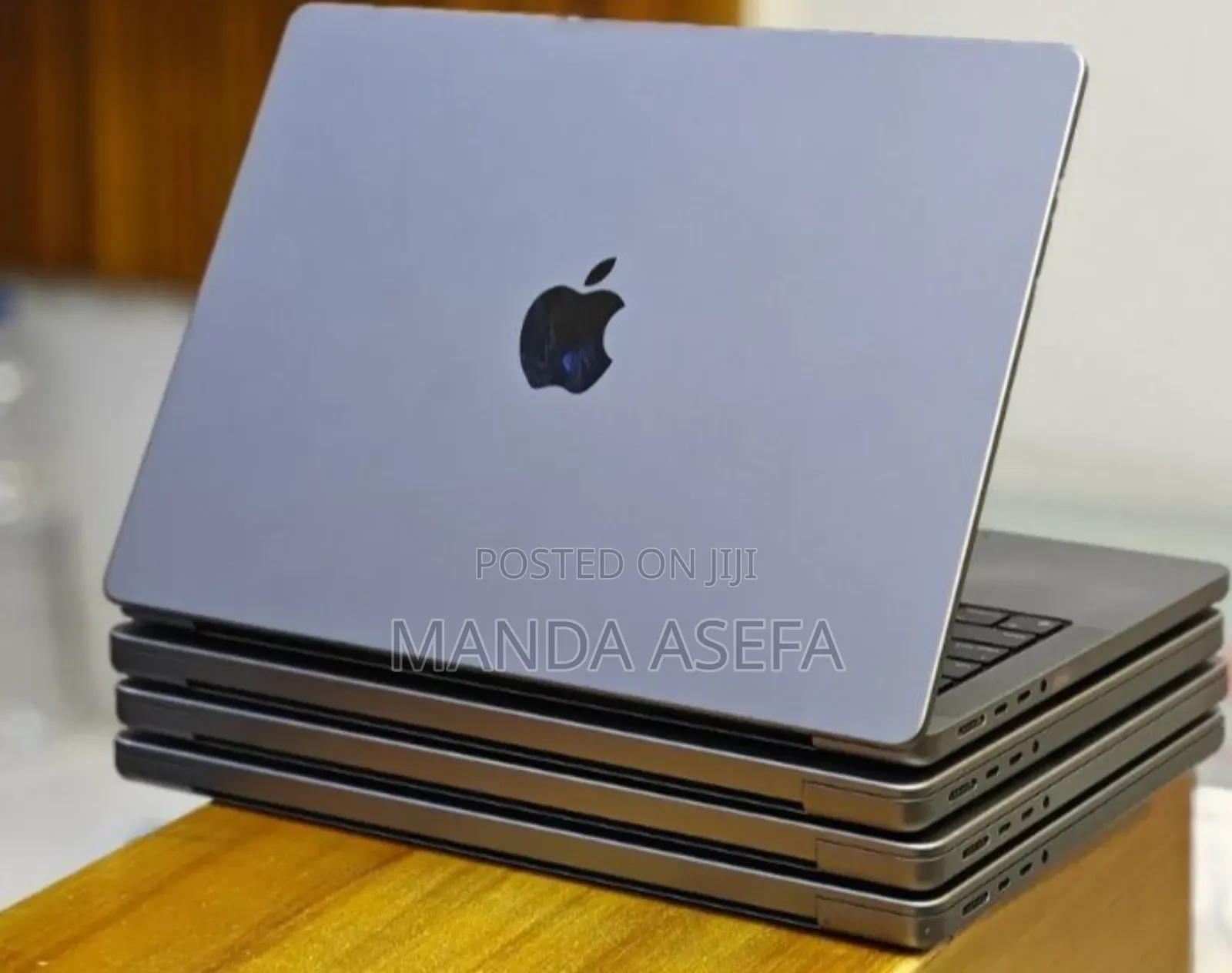 New Laptop Apple MacBook Pro M1 32GB Apple M1 Pro SSD 512GB